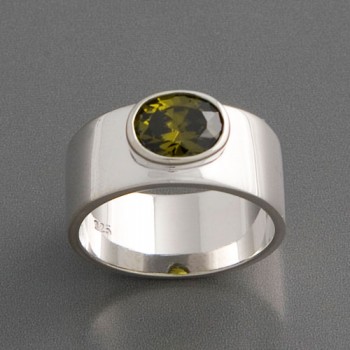 Silberring Peridot-Zirkonia Ringgröße 54