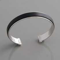 Armreif Silber und Leder