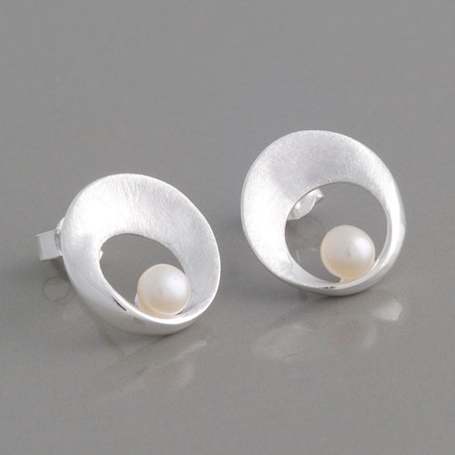 Silberohrstecker Dita mit Perle